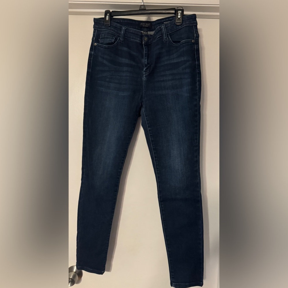 Judy Blue Skinny Blue Jeans Classic Style